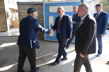Rayon rəhbəri “Konstitusiya və Suverenlik İli” çərçivəsində “Azərbaycan Bayrağı” ordenli Vətən müharibəsi şəhidi Aslan Hüseynovun ailəsini ziyarət edib