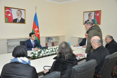 Milli Məclisin deputatı Anar Məmmədov Abşeron Rayon Mədəniyyət Mərkəzində Ağdərə rayonundan olan sakinlərin növbəti qəbulunu keçirib.