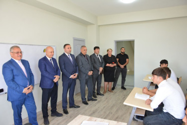 Rayon rəhbəri Azad Qaraqoyunlu kənd tam orta məktəbində mövcud şəraitlə tanış olub