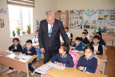 İcra başçısı Qazyan kənd ümumi orta məktəbində mövcud şəraitlə tanış olub