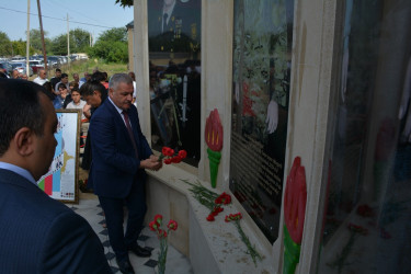 Tərtər rayonunun Ələsgərli kəndində  “Azərbaycan Bayrağı” ordenli şəhid Ruslan Şahbazovun ad günündə xatirəsinə ucaldılmış abidənin açılışı olub