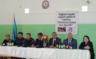 Tərtərdə “Uşaq hüquqları aylığı” çərçivəsində “Narkomaniyanın qarşısının alınması” və “Təhsildən yayınma hallarının qarşısının alınması” mövzusunda tədbir keçirilib.