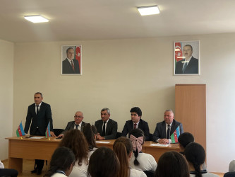 Tərtərdə “Konstitusiya və Suverenlik İli-2025”  “Uşaq hüquqları aylığı” çərçivəsində “Dövlətimin tam hüquqlu vətəndaşıyam” və “Uşağın ailədə və cəmiyyətdə hüquqları” mövzusunda tədbir keçirilib