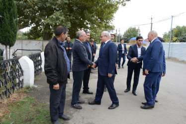 Rayon rəhbəri “Konstitusiya və Suverenlik İli” çərçivəsində Səhlabad və Əskipara kəndlərindən olan şəhid ailələri ilə görüş keçirib