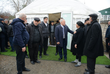 Rayon rəhbəri şəhid anası Rəna Abbasovanın  bacısının yas mərasimində iştirak edib