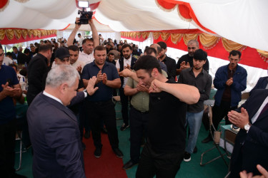 Tərtər Rayon İcra Hakimiyyətinin başçısı Vətən müharibəsi əlilinin övladının kiçik toy məclisində iştirak edib