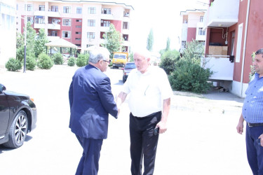 Rayon rəhbəri Milli Məclisin deputatı ilə birlikdə şəhid anası Atlas Abbasquluyevanın yas mərasimində iştirak edib