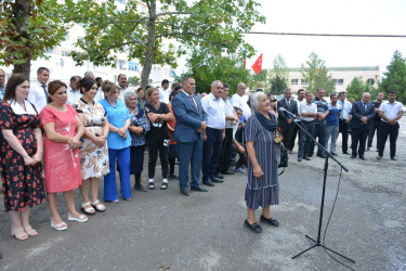 Rayon rəhbərinin növbəti səyyar qəbul-görüşü Tərtər şəhəri Elman Səfərov küçəsində keçirilib