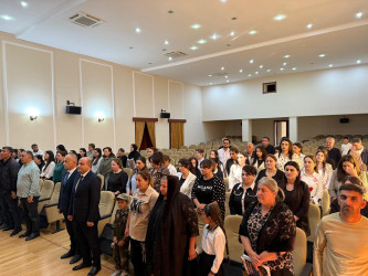 Tərtər Rayon İcra Hakimiyyətinin və Qarabağ Regional Mədəniyyət İdarəsinin Tərtər nümayəndəliyinin birgə təşkilatçılığı ilə rayon Mədəniyyət Mərkəzində 27 sentyabr – Anım Günü münasibəti ilə tədbir keçirilib