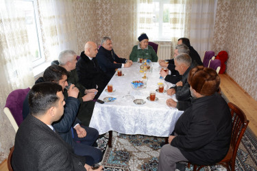 İcra başçısı Yenikənd  kəndində şəhid Qasımov Azərin ailəsi ilə görüşüb