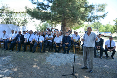 Rayon rəhbərinin İlxıçılar kəndində növbəti səyyar qəbul-görüşü keçirilib