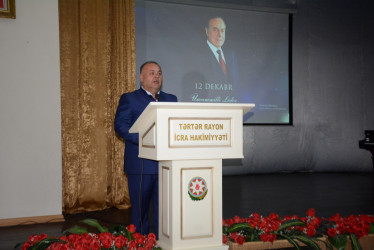 Tərtərdə Ümummilli Lider Heydər Əliyevin anım gününə həsr olunmuş tədbir keçirilib