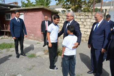 Tərtər Rayon İcra Hakimiyyətinin başçısı 27 Sentyabr – Anım Günü ilə əlaqədar Vətən müharibəsi şəhidi Ayşad Əzizovun ailəsini ziyarət edib