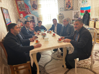 8 noyabr - Zəfər Gününün beşinci ildönümü ilə əlaqədar Vətən Müharibəsi şəhidi Şirinli Nurlanın ailəsi ziyarət edilib
