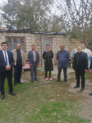 8 noyabr - Zəfər Gününün beşinci ildönümü ilə əlaqədar Vətən müharibəsinin şəhidi Məhərzadə Talehin ailəsini ziyarət edilib