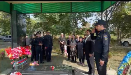 Vətən Müharibəsi şəhidi Əlizadə Elşənin şəhadətə qovuşmasının 6-cı ildönümü münasibətilə məzarı ziyarət olunub