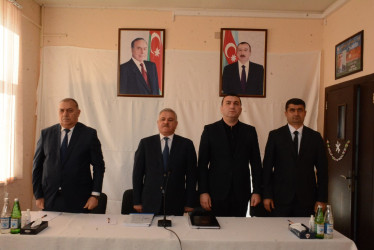 Rayon rəhbərinin növbəti səyyar-qəbul görüşü Alışarlı kəndində keçirilib