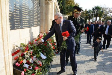 Tərtərdə 44 günlük Vətən müharibəsində qazanılan Şanlı Zəfərin 5-ci ildönümü münasibəti ilə Şəhidlər Abidə Kompleksi ziyarət edilib