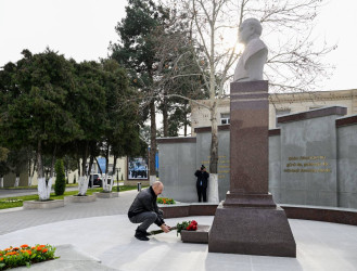 İlham Əliyev Tərtər elektromexanika zavodunun yenidənqurmadan sonra açılışında iştirak edib