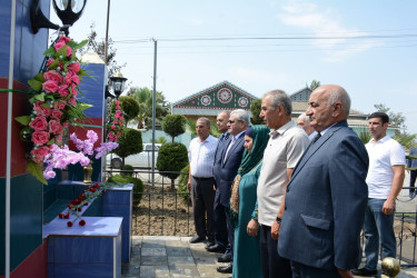 Rayon rəhbərinin növbəti səyyar-qəbul görüşü Hacallı kəndində keçirilib