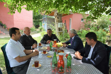 İcra başçısı şəhid atası Firqani Hacıyevi 50 illik yubileyi münasibəti ilə təbrik edib