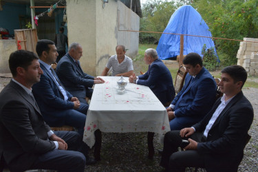 İcra başçısı Tərtərdən olan yaralı hərbçiləri  evlərində ziyarət edib