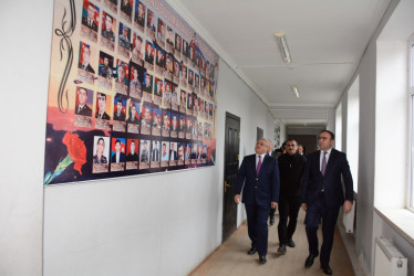 İcra başçısı Yuxarı Qapanlı kənd tam orta məktəbində mövcud şəraitlə tanış olub