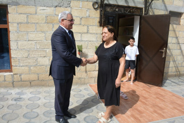 Tərtər Rayon İcra Hakimiyyətinin başçısı 27 Sentyabr – Anım Günü ilə əlaqədar Vətən müharibəsinin mülki şəhidi Vasif  Rüstəmovun ailəsini ziyarət edib