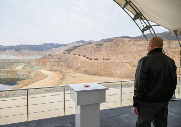 İlham Əliyev Ağdərə rayonunun Canyataq kəndində “Dəmirli” Filiz Emalı Kompleksinin fəaliyyəti ilə tanış olub