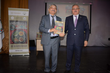 20 oktyabr 2025-ci il tarixdə-Beynəlxalq Kulinariya Günündə Tərtərdə “XIX Əsr İrəvan Mətbəxi” kitabının təqdimatı olub