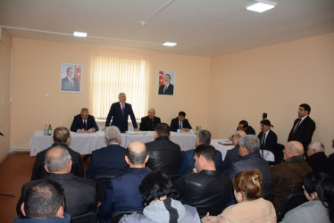 Rayon rəhbərinin növbəti səyyar-qəbul görüşü Yuxarı Sarıcalı kəndində keçirilib