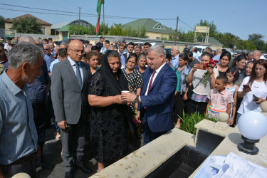 Tərtər rayonunun Ələsgərli kəndində  “Azərbaycan Bayrağı” ordenli şəhid Ruslan Şahbazovun ad günündə xatirəsinə ucaldılmış abidənin açılışı olub