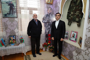 Tərtərdə “Konstitusiya və Suverenlik İli” çərçivəsində şəhid Nicat İsgəndərovun ailəsi ziyarət edilib