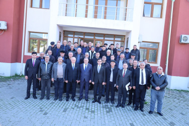 Milli Məclisin deputatı Anar Məmmədov Şıxarx qəsəbəsində Ağdərə rayonundan olan Umudlu kənd sakinləri ilə görüşüb.