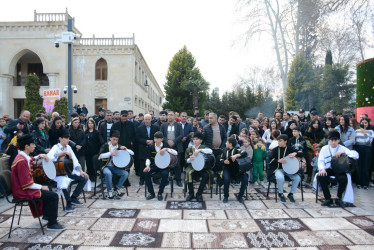 Tərtərdə İlaxır Çərşənbə qədim adət-ənənələrlə və böyük coşqu ilə qeyd olunub