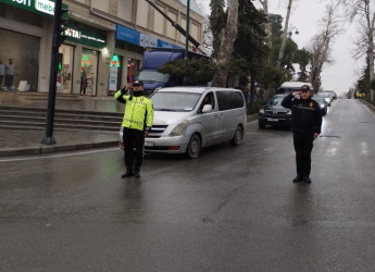 Tərtərdə Xocalı soyqırımı qurbanlarının xatirəsi bir dəqiqəlik sükutla yad olunub