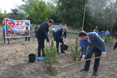 Tərtərdə “Şəhərsalma və Memarlıq İli” çərçivəsində 27 sentyabr Anım gününün altıncı ildönümü ilə əlaqədar ağacəkmə aksiyası keçirilib