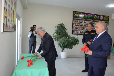 Rayon rəhbəri Azad Qaraqoyunlu kənd tam orta məktəbində mövcud şəraitlə tanış olub