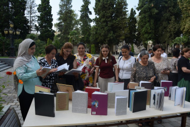 Tərtər şəhərində “Konstitusiya və Suverenlik İli”nə həsr olunmuş kitab sərgisi təşkil edilib