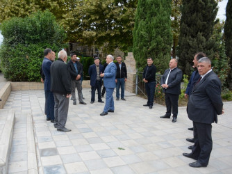 Rayon rəhbəri “Konstitusiya və Suverenlik İli” çərçivəsində Xoruzlu və Kəbirli kəndindən olan şəhid ailələri və qazilərlə görüş keçirib