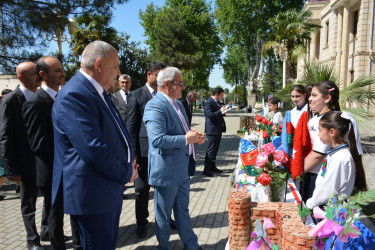 Konstitusiya və Suverenlik İli-2025”: Tərtərdə Ulu Öndər Heydər Əliyevin anadan olmasının 102-ci ildönümü ilə əlaqədar rəsm müsabiqəsi keçirilib