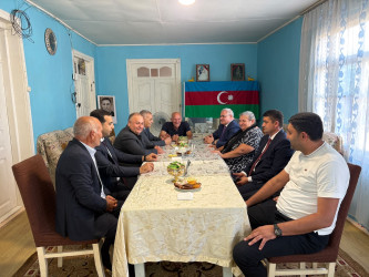 Tərtər Rayon İcra Hakimiyyətinin başçısı 27 Sentyabr – Anım Günü ilə əlaqədar Vətən müharibəsi şəhidi Elman Məmmədovun ailəsini ziyarət edib