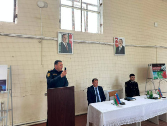 Hüsənli kənd tam orta məktəbində maarifləndirici tədbir keçirilib