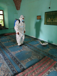 Rayon ərazisində yerləşən məscid və ziyarətgahlarda genişmiqyaslı təmizlik və dezinfeksiya işləri aparılıb