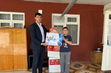 “YAŞAT” Fondu tərəfindən şəhid övladları üçün göndərilən hədiyyələr sahiblərinə çatdırılıb.