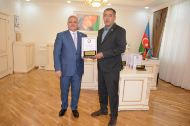 Tərtərdə “Konstitusiya və Suverenlik İli” çərçivəsində  milli mətbuatın  150 illik  yubileyi münasibəti ilə mətbuat işçiləri ilə görüş keçirilib