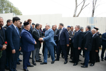 Tərtərdə 27 sentyabr-Anım Günü ilə əlaqədar Şəhidlər Abidə Kompleksi ziyarət edilib