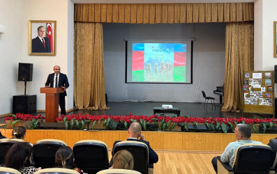 Tərtər Rayon İcra Hakimiyyətinin və Qarabağ Regional Mədəniyyət İdarəsinin Tərtər nümayəndəliyinin birgə təşkilatçılığı ilə rayon Mədəniyyət Mərkəzində 27 sentyabr – Anım Günü münasibəti ilə tədbir keçirilib