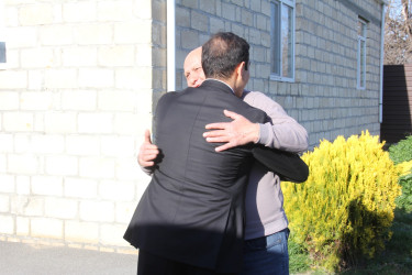 Milli Məclisin deputatı Anar Məmmədov şəhid Azər Qasımovun ailəsini ziyarət edib