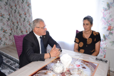 Tərtər Rayon İcra Hakimiyyətinin başçısı 27 Sentyabr – Anım Günü ilə əlaqədar Vətən müharibəsi şəhidi Məhərzadə Talehin ailəsini ziyarət edib